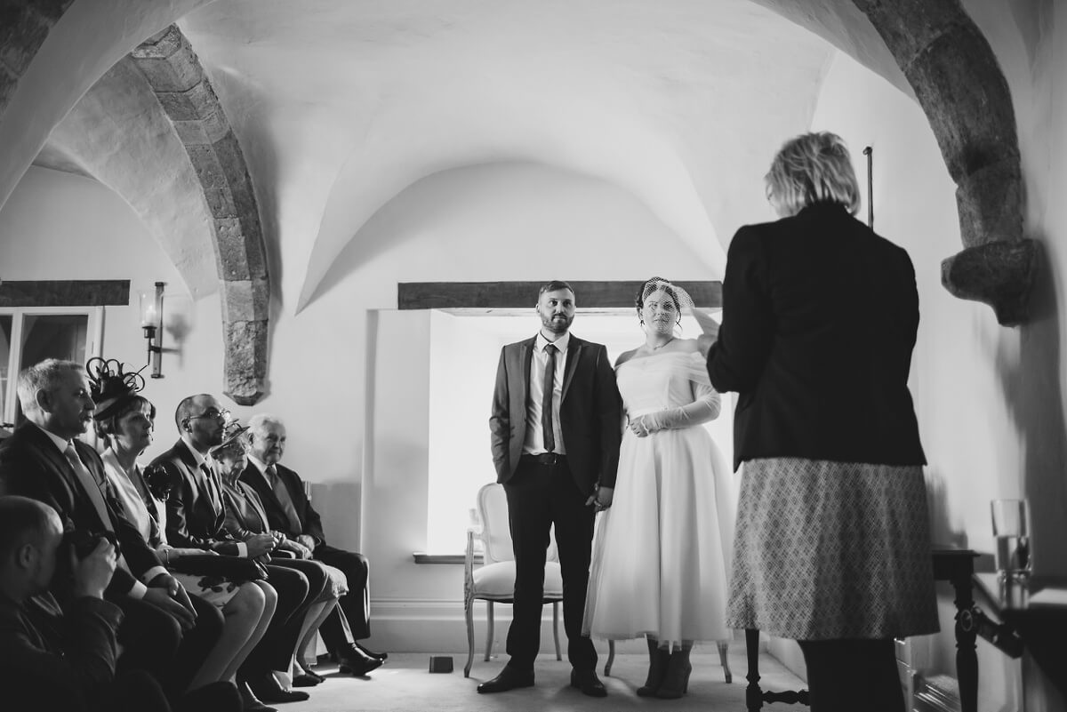 Paul and Lindsay's Newstead Priory wedding photography Lincolnshire Brigg Henry Lowther photographer North