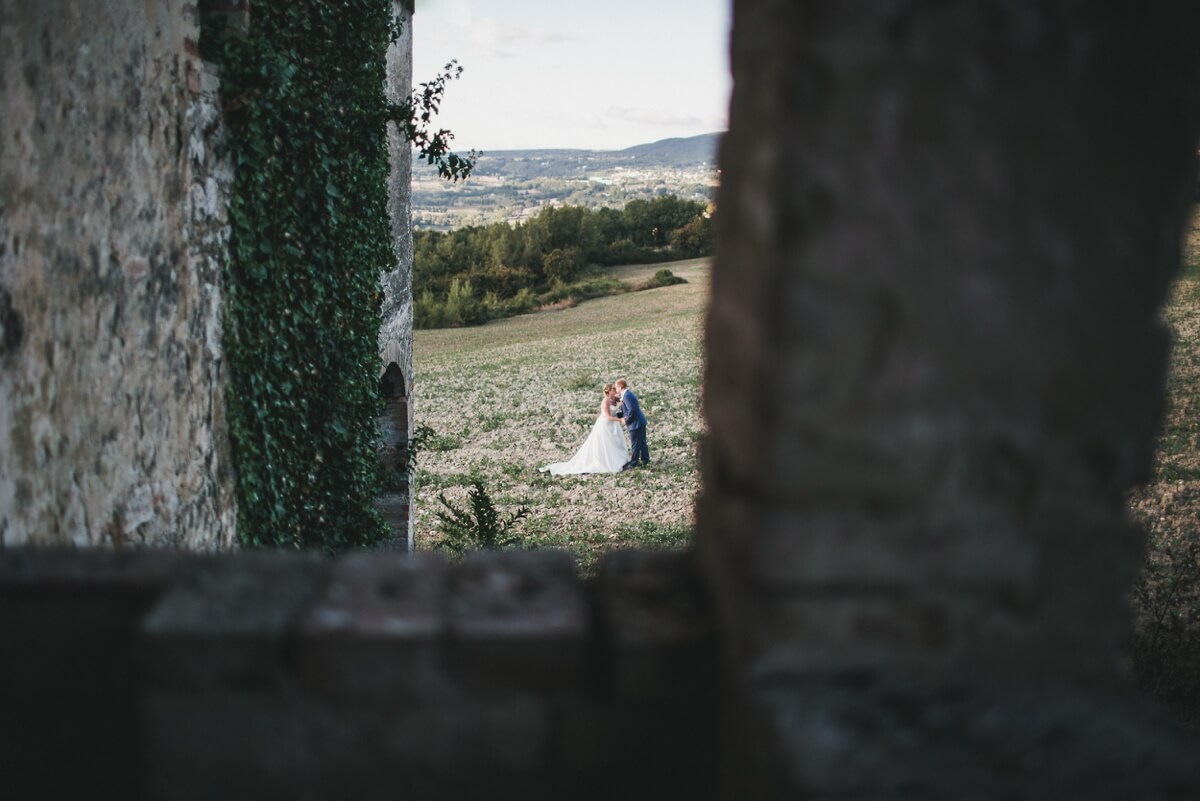 Anthony and Rebecca Castello di montignano photography destination wedding photographer Italy european europe uk based 